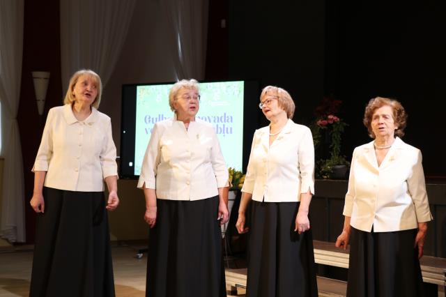 "Baltābele" 